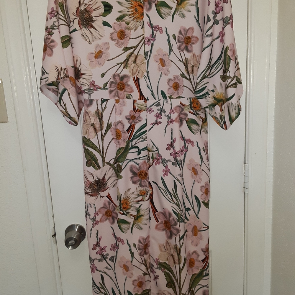 Gianni bini floral dress